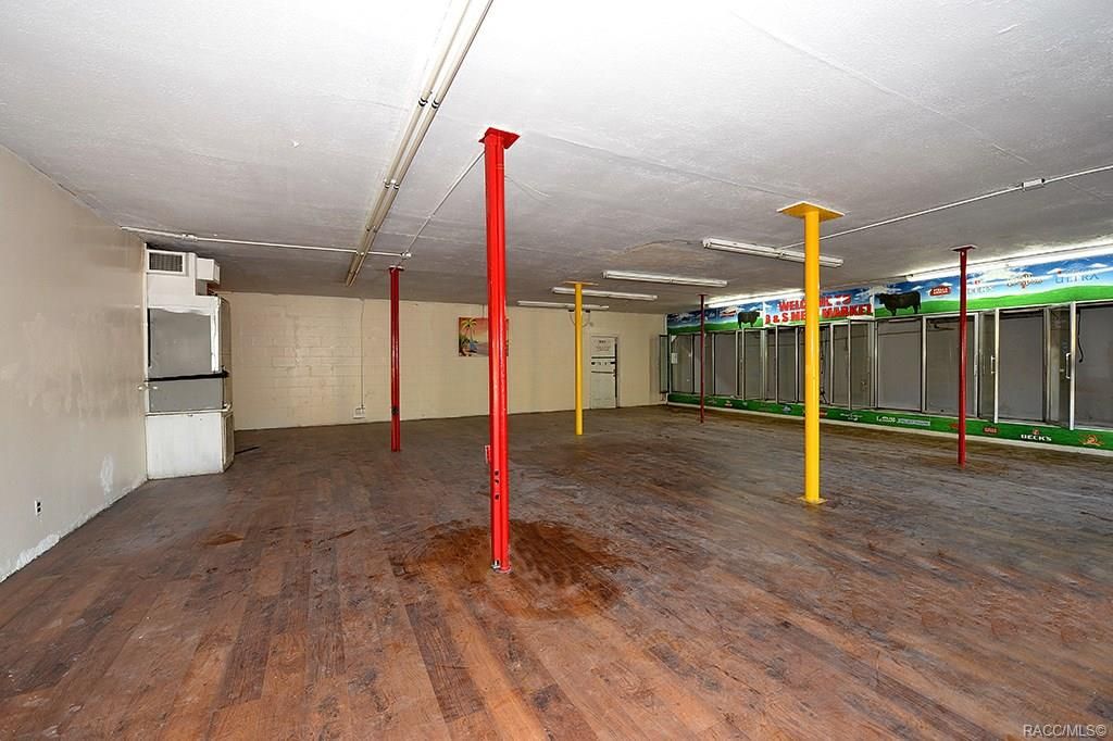 Space #1864369